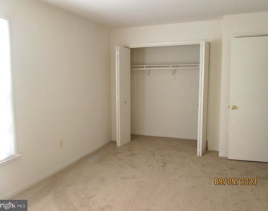 6480 Rockshire Street - Photo Thumbnail 5