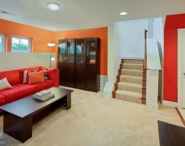 2662 S Kenmore Court - Photo Thumbnail 15