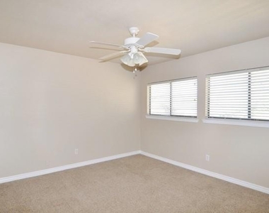 5312 Peterson Court - Photo Thumbnail 17