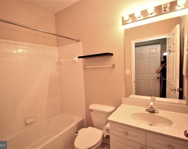 2663 Manhattan Pl - Photo Thumbnail 20