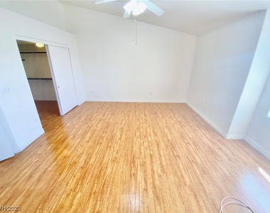 1145 Nevada Sky Street - Photo Thumbnail 14