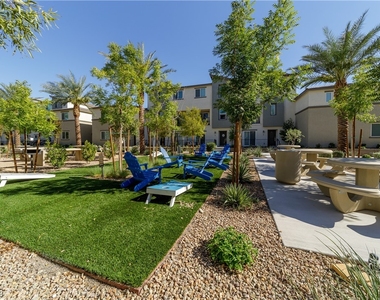 2849 Desert Mosaic Lane - Photo Thumbnail 33