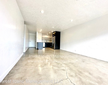 3701 W Crescent Rim Dr #302 - Photo Thumbnail 23