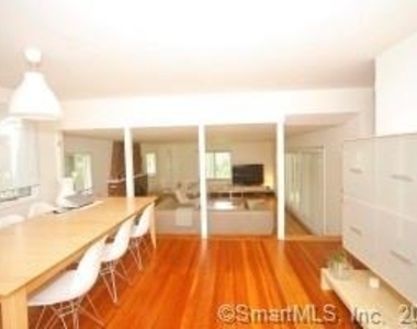 854 Valley Road - Photo Thumbnail 5