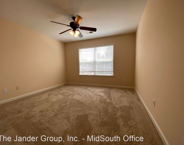 7826 Pips Ridge Lane - Photo Thumbnail 27