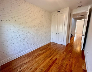 203 Dekalb Avenue - Photo Thumbnail 12