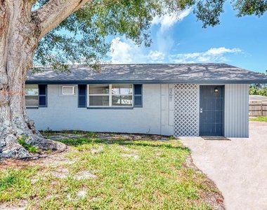 3519 Bahia Vista Street - Photo Thumbnail 4