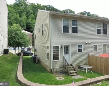 236 Parker Avenue - Photo Thumbnail 1