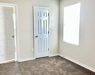 4919 Stowers Blvd - Photo Thumbnail 9