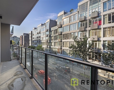 209 North 11th Street - Photo Thumbnail 6
