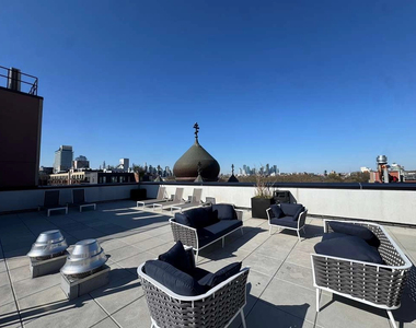 209 North 11th Street - Photo Thumbnail 12