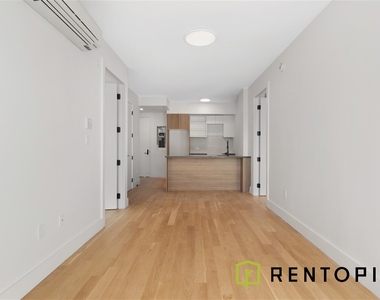 209 North 11th Street - Photo Thumbnail 3