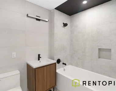 209 North 11th Street - Photo Thumbnail 7