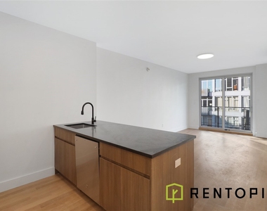209 North 11th Street - Photo Thumbnail 2