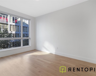 209 North 11th Street - Photo Thumbnail 6