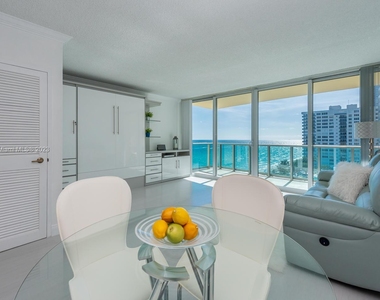 2501 S Ocean Dr - Photo Thumbnail 13