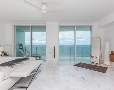 3951 S Ocean Dr - Photo Thumbnail 17