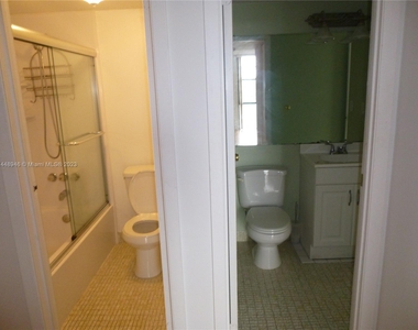 3401 N Country Club Dr - Photo Thumbnail 7