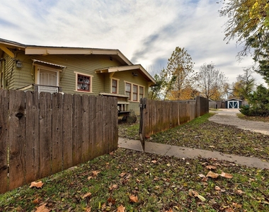 2301 N Shartel Avenue - Photo Thumbnail 40