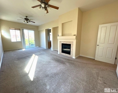 5555 Sawgrass Ln. - Photo Thumbnail 11