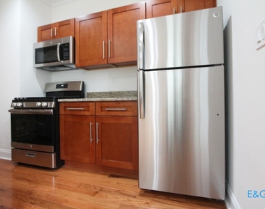 1 Bennett Avenue - Photo Thumbnail 4