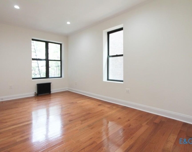 1 Bennett Avenue - Photo Thumbnail 12