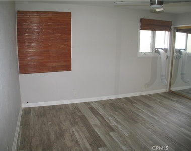 110 Onyx Avenue - Photo Thumbnail 14