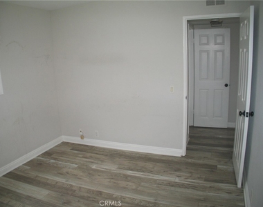 110 Onyx Avenue - Photo Thumbnail 10