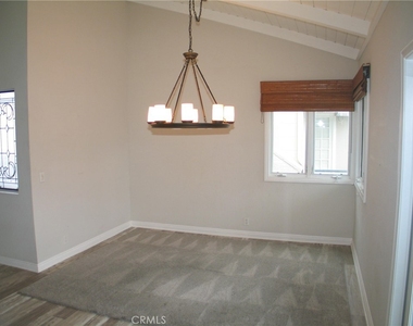 110 Onyx Avenue - Photo Thumbnail 16