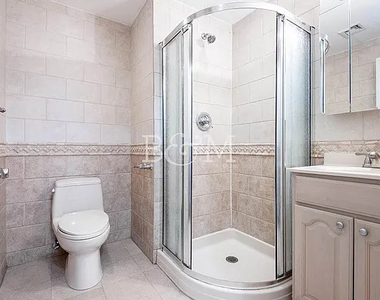1672 East 22nd Street - Photo Thumbnail 6