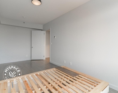 594 Bushwick Avenue - Photo Thumbnail 8