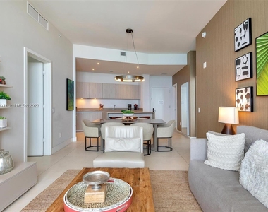 4111 S Ocean Dr - Photo Thumbnail 25