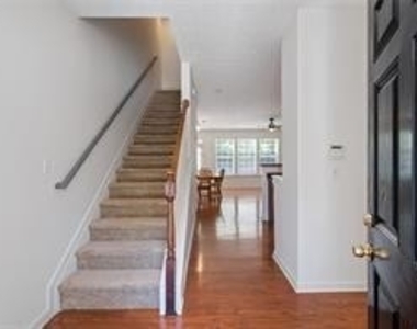 5309 Paramount View Way - Photo Thumbnail 9