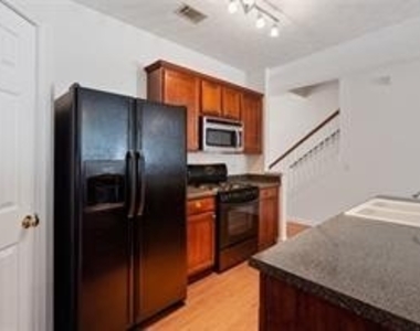 5309 Paramount View Way - Photo Thumbnail 4