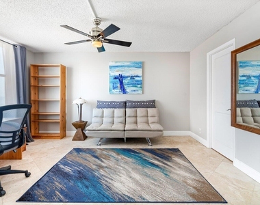 4511 S Ocean Boulevard - Photo Thumbnail 7