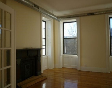 292 Barrow St - Photo Thumbnail 17