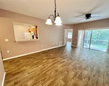 6022 Portsdale Place - Photo Thumbnail 5