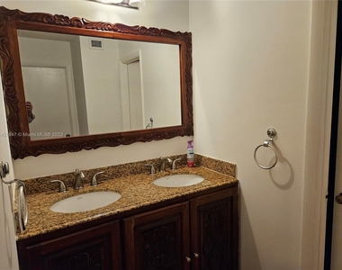 9154 Sw 132 Ln - Photo Thumbnail 6