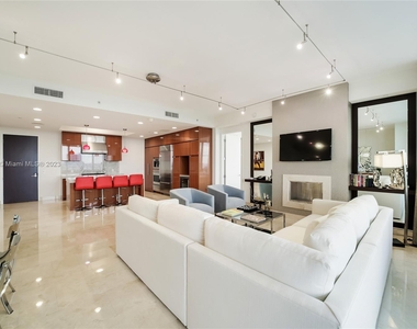 9705 Collins Ave - Photo Thumbnail 9