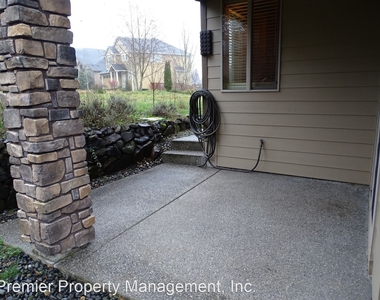 1007 W. Alder Street - Photo Thumbnail 16