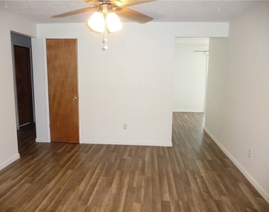 4917 S Karen Street - Photo Thumbnail 1