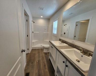 4650 E. Lake Mead Blvd - Photo Thumbnail 22