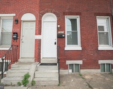 2321 E Boston Street - Photo Thumbnail 1