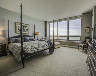 600 N Lake Shore Drive - Photo Thumbnail 25