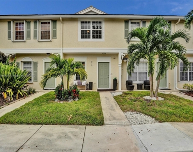 9913 Nw 57th Mnr - Photo Thumbnail 28