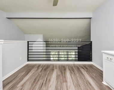 10811 Greenwillow Street Unit 8 - Photo Thumbnail 6