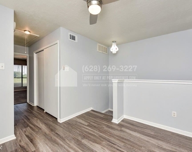 10811 Greenwillow Street Unit 8 - Photo Thumbnail 8