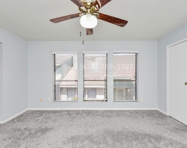 10811 Greenwillow Street Unit 8 - Photo Thumbnail 17