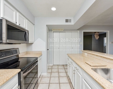 10811 Greenwillow Street Unit 8 - Photo Thumbnail 4