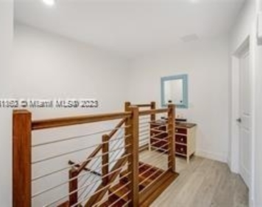 3711 Sw 88th Pl - Photo Thumbnail 13